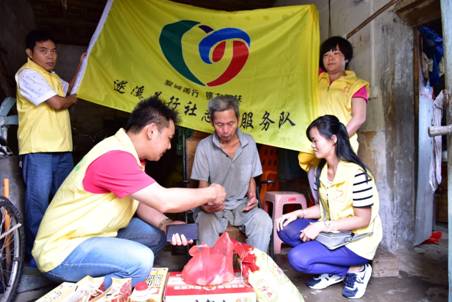 界炮镇人口数_人口老龄化(2)