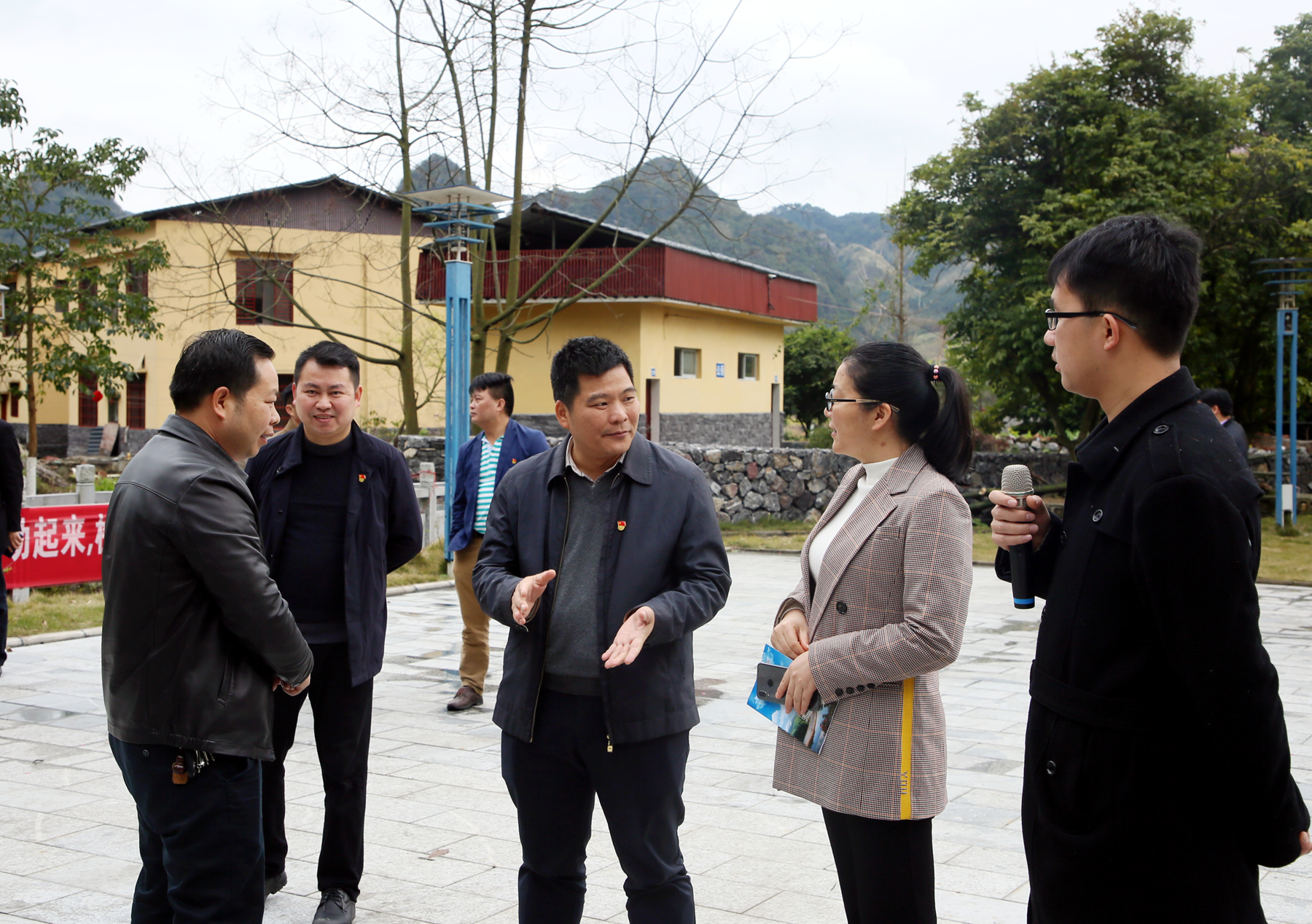 长安县乡镇经济总量排名_经济图片(3)
