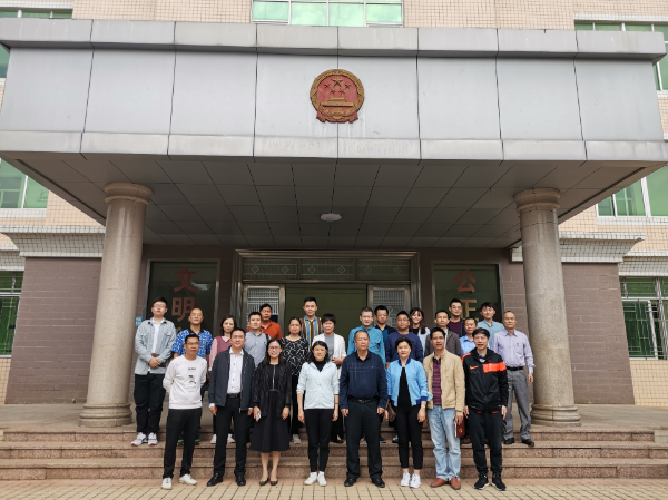 微信图片_202111221156023.jpg