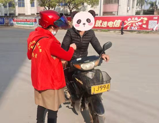 节日不打烊，安全我在岗——洋青镇开展元旦佳节安全生产专项检查行动(1)813.png
