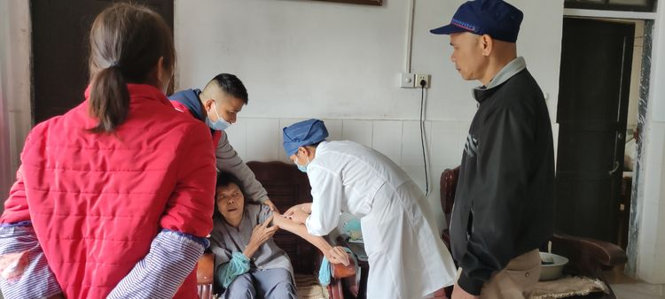 洋青镇：疫苗接种再发力 乡村振兴两不误766.png