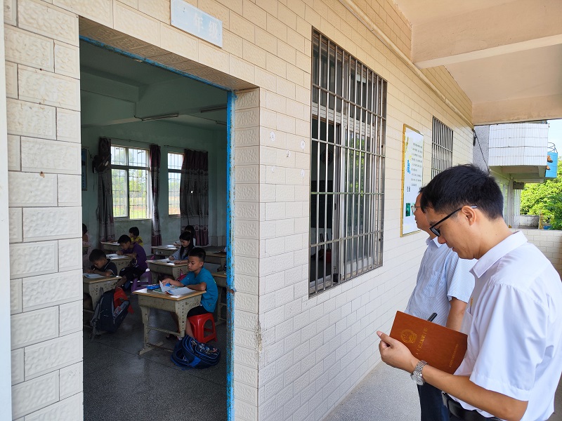 4 松树小学.jpg