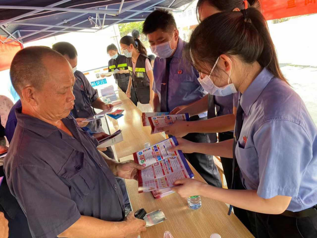 宣法护安全，守法促稳定3.png