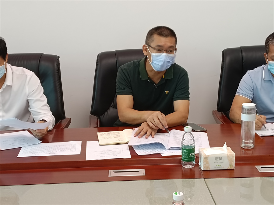 2022年11月21日江洪镇镇村干部在三楼第二会议室召开学习《摘编》专题学习工作会.jpg