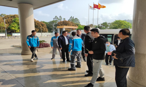 遂溪县领导率队开展促复产促达产促经济活动