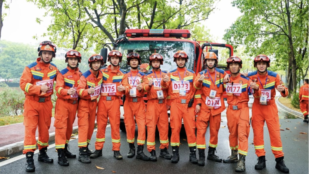 斩获三大奖项！遂溪县专业森林消防队在全省大比武中创佳绩4.png
