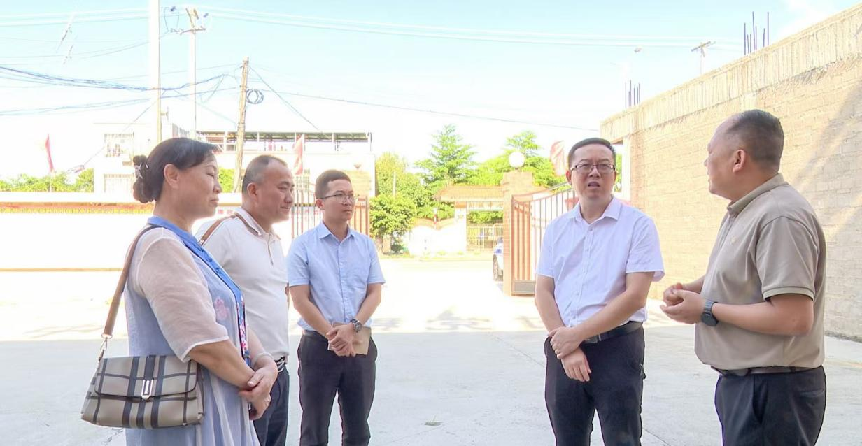 遂溪县防灾减灾进社区 安全知识入人心1png.png