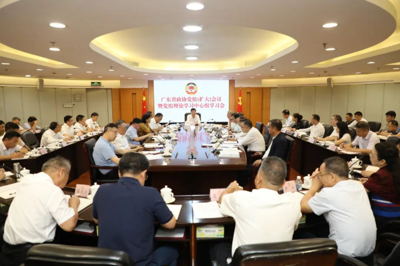 汇聚起巩固拓展经济回升向好势头的强大合力