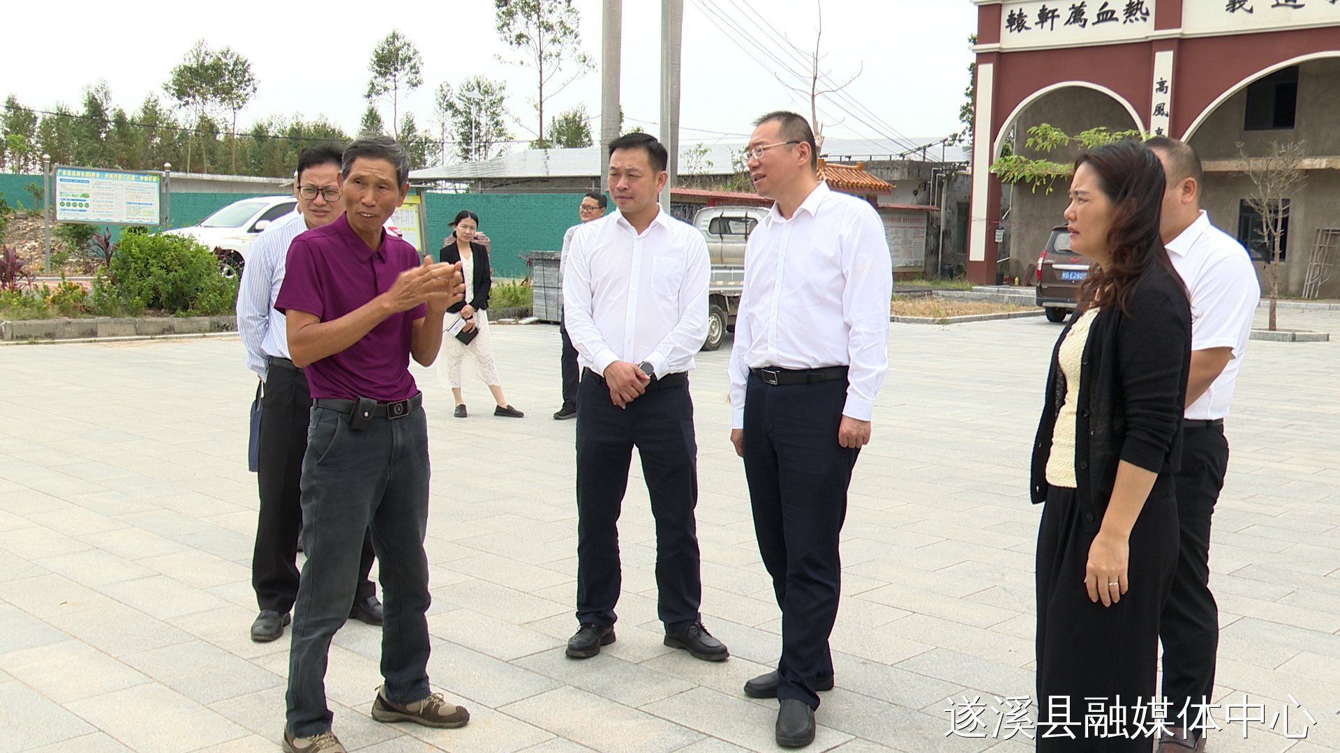 张洋率队调研典型村创建工作