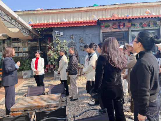 2【强国复兴有我  创建助力“百千万”】遂溪县开展妇女创业就业学习调研活动723.png