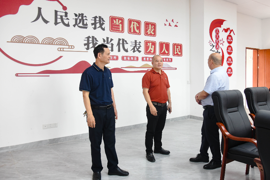 朱力调研县工业园区人大代表联络站建设情况