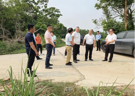 朱力带队到洋青镇寮客村开展接访活动全力护航合湛高铁项目顺利推...