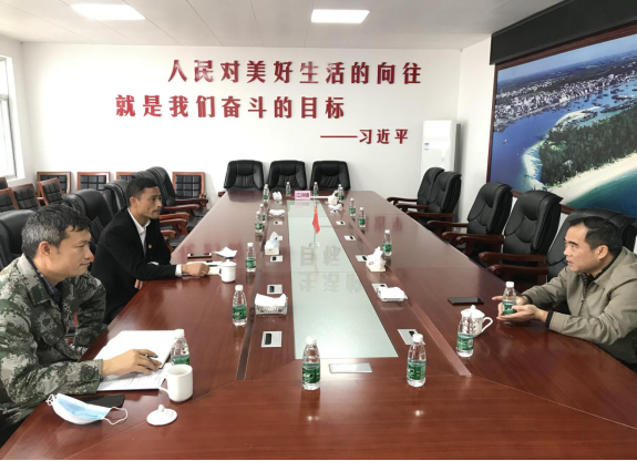 县委书记余庆创赴江洪镇督查指导疫情防控工作