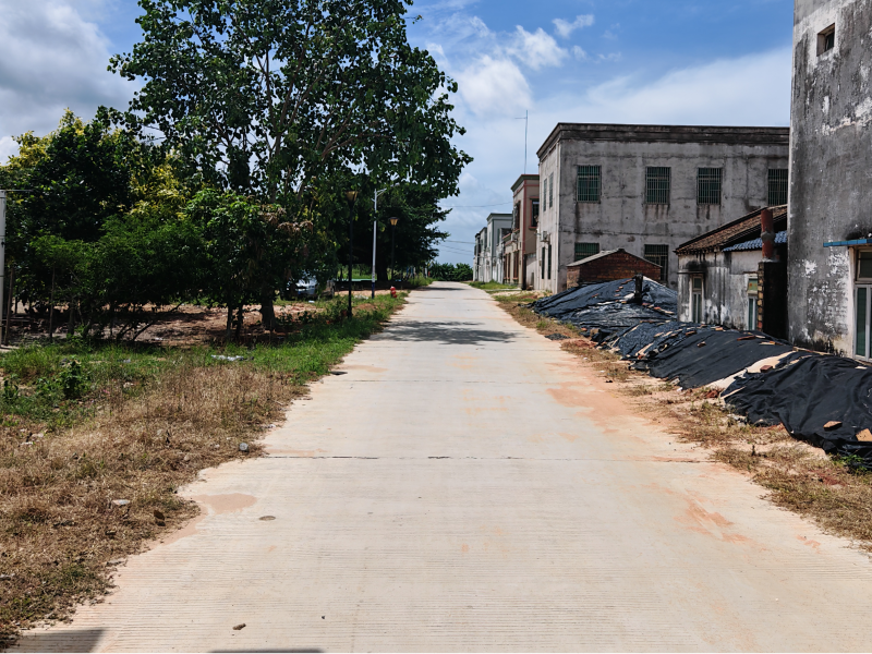 图3：海山内塘自然村巷道1 副本.png